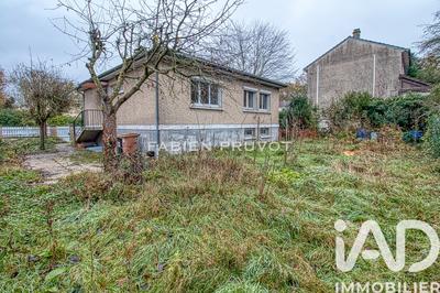 Maison - 92 m² - 5 pièces