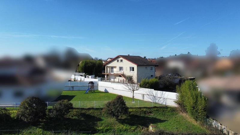 Maison - 102 m² - 4 pièces