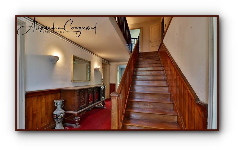 Maison de village - 331 m² - 8 pièces