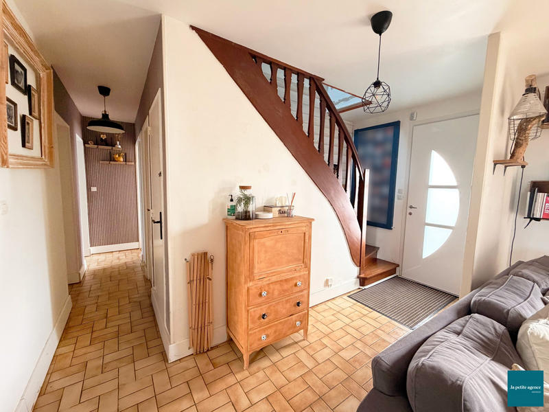 Maison - 102 m² - 6 pièces