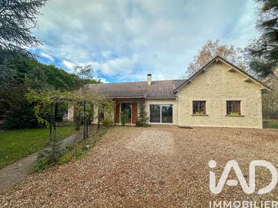 Maison - 138 m² - 6 pièces