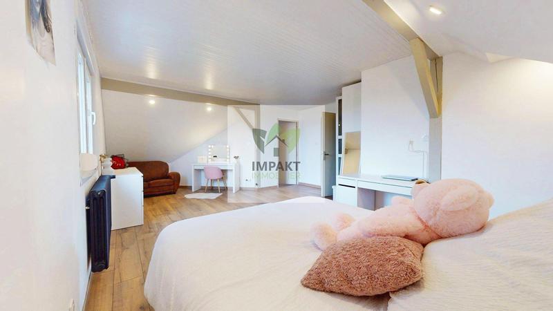 Maison - 170 m² - 7 pièces