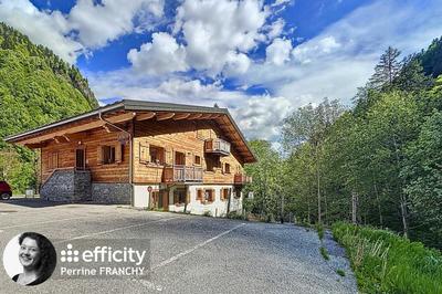 Appartement - 75 m² - 4 pièces