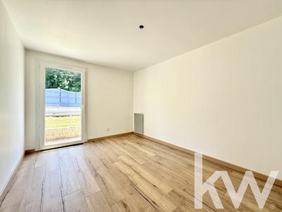Maison - 165 m² - 8 pièces