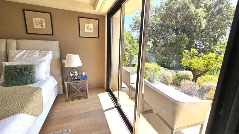 Demeure - 608 m² - 8 pièces