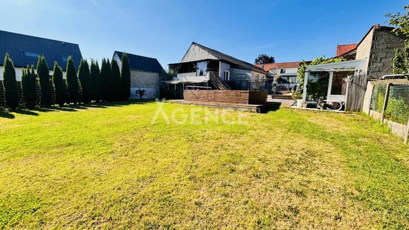 Maison - 237 m² - 6 pièces