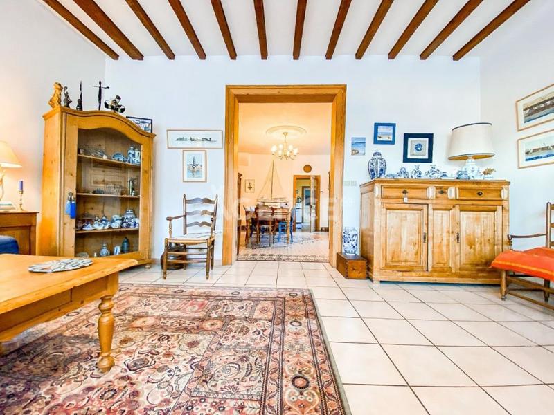 Maison bourgeoise - 242 m² - 8 pièces