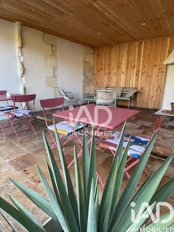 Maison - 320 m² - 10 pièces