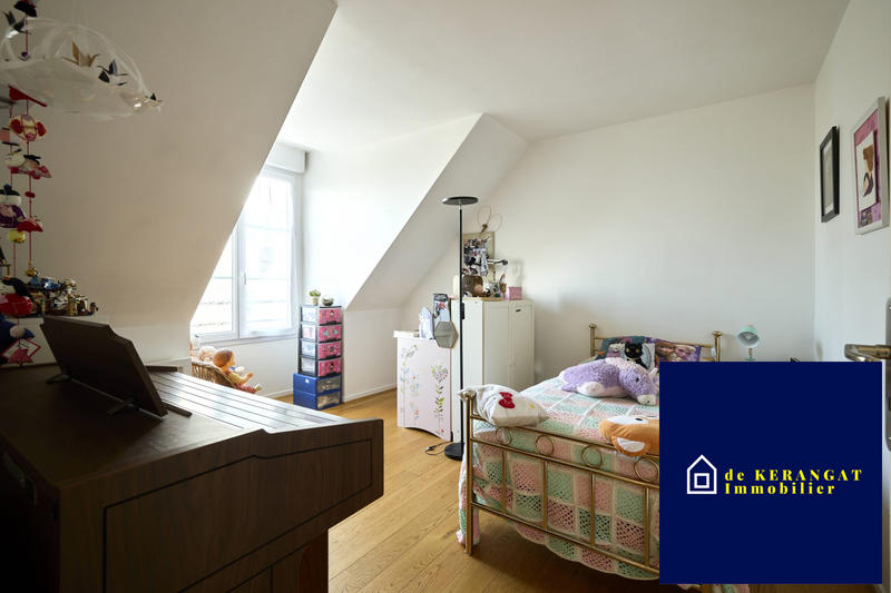 Appartement - 111 m² - 5 pièces