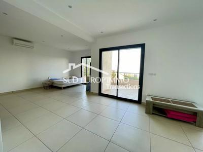 Appartement - 95 m² - 3 pièces