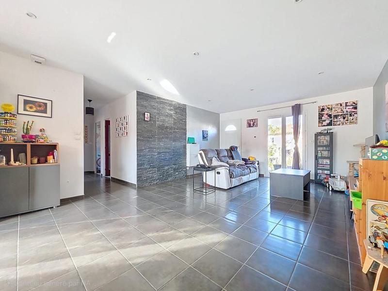 Maison - 100 m² - 4 pièces