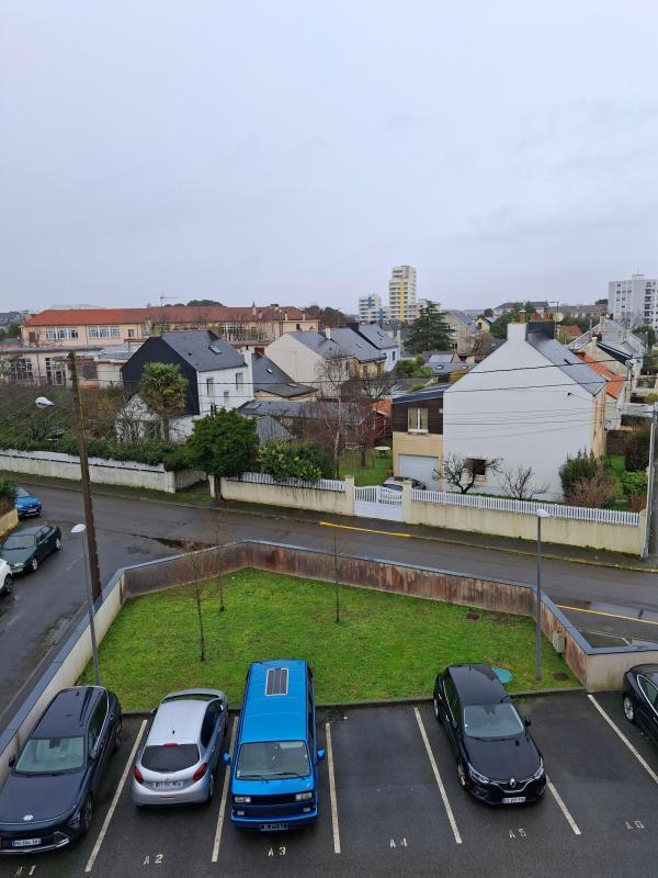 Penthouse - 105 m² - 4 pièces