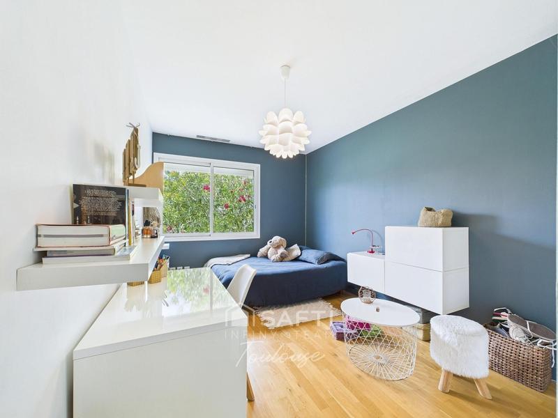 Maison - 169 m² - 7 pièces