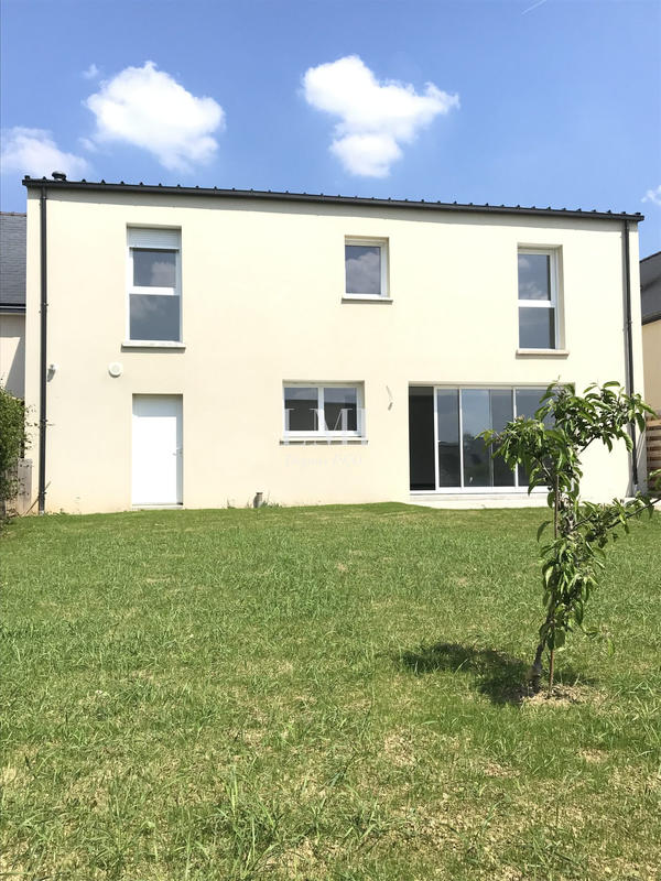 Maison contemporaine - 138 m² - 7 pièces