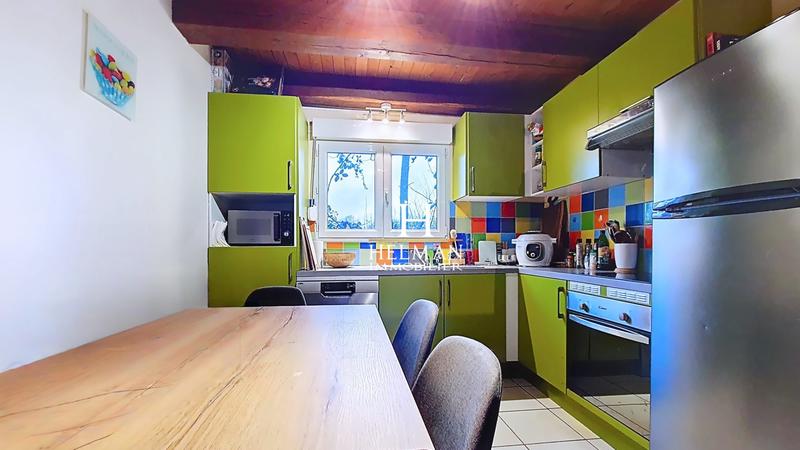 Maison - 230 m² - 8 pièces