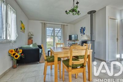 Maison - 60 m² - 3 pièces