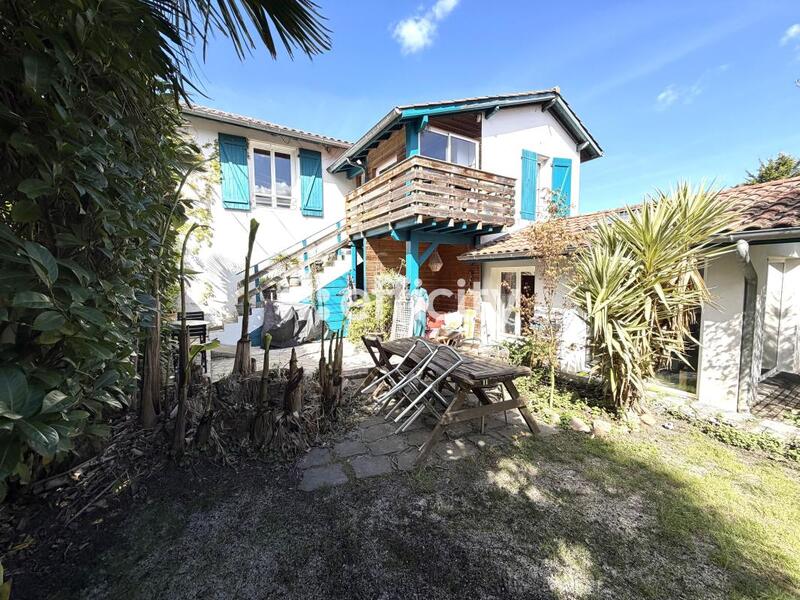 Pavillon - 135 m² - 5 pièces