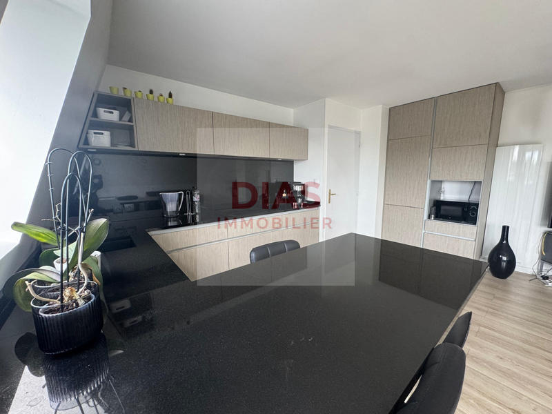 Appartement - 68 m² - 2 pièces