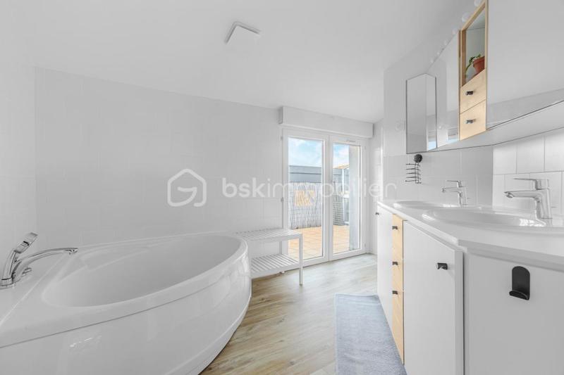 Appartement - 103 m² - 3 pièces