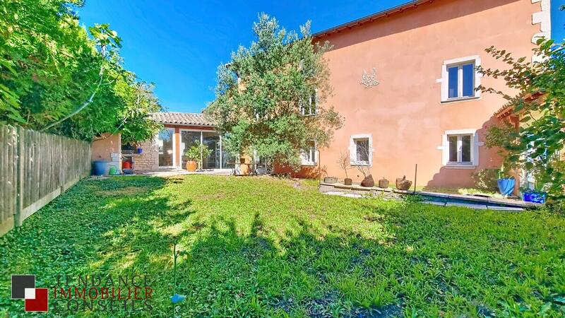 Maison - 170 m² - 7 pièces