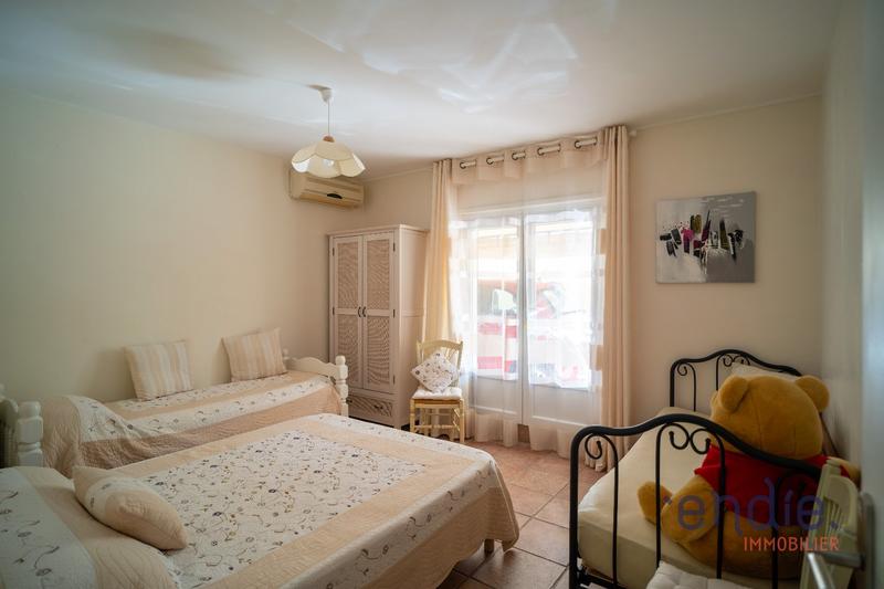 Maison - 188 m² - 6 pièces