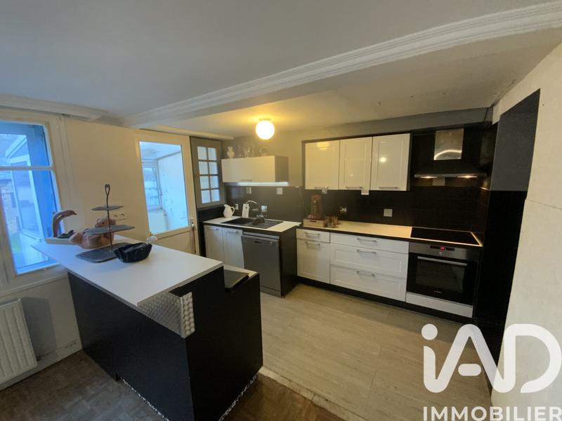 Maison de village - 129 m² - 8 pièces