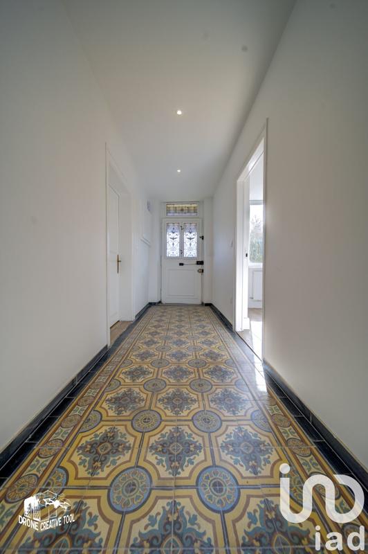 Maison - 306 m² - 13 pièces