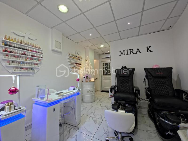 Bureau - 90 m² - 5 pièces