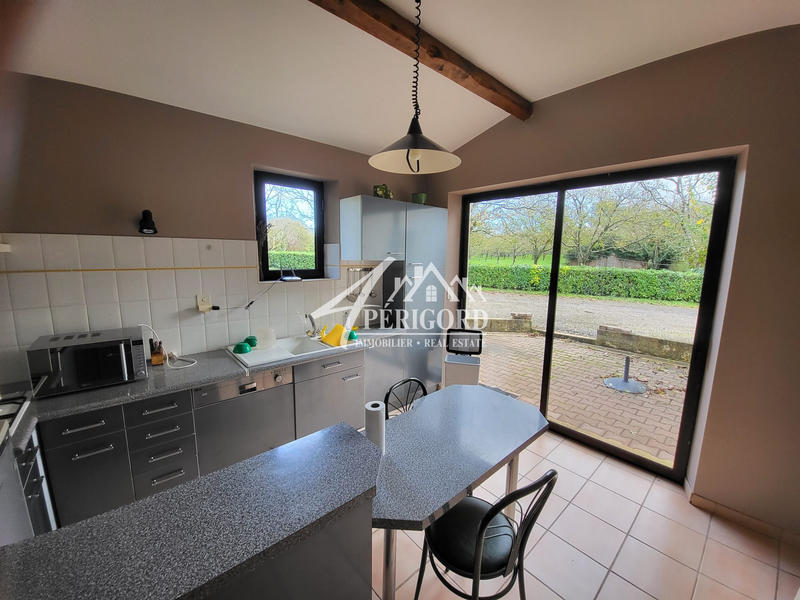 Maison - 270 m² - 10 pièces