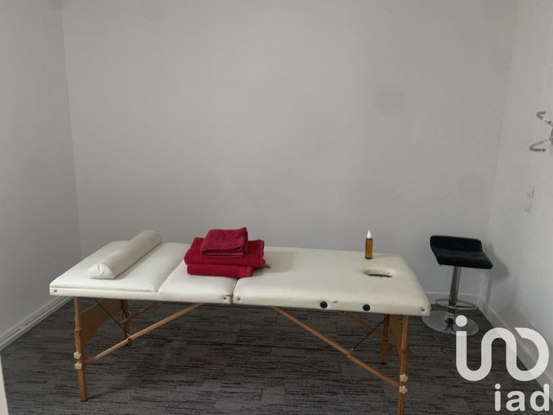 Maison - 205 m² - 9 pièces