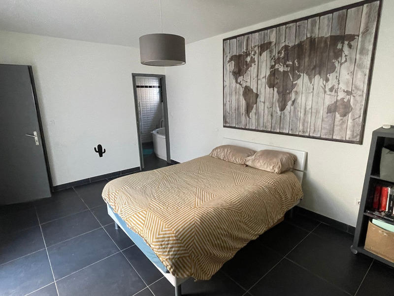 Maison - 195 m² - 5 pièces