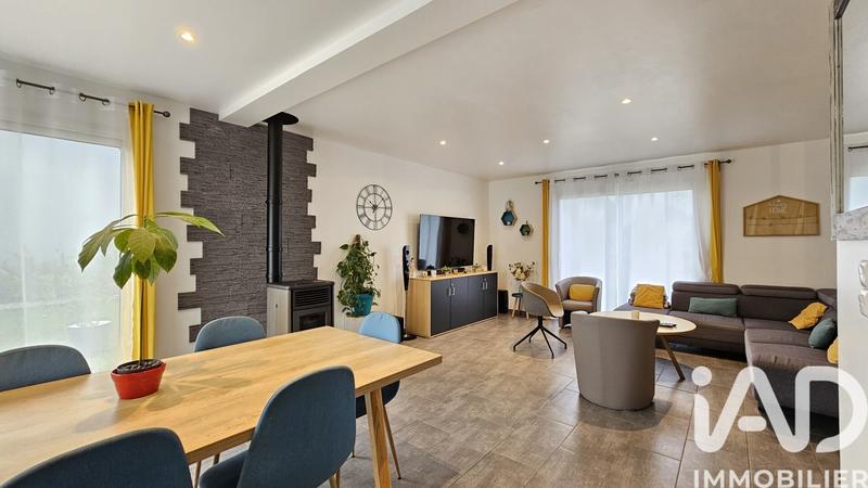 Maison - 96 m² - 4 pièces