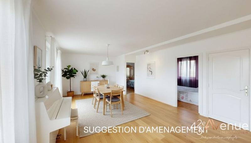 Maison - 263 m² - 9 pièces