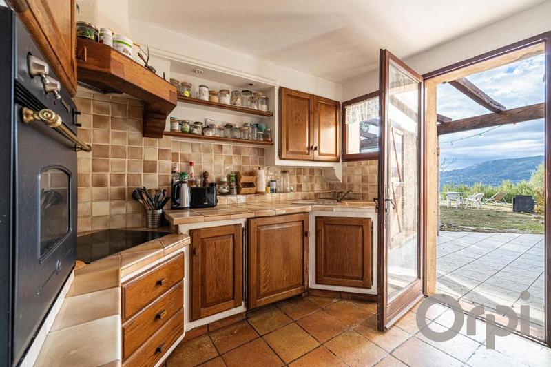 Villa - 124 m² - 6 pièces