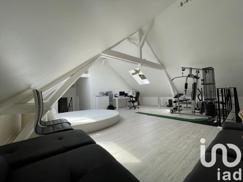 Maison - 412 m² - 10 pièces