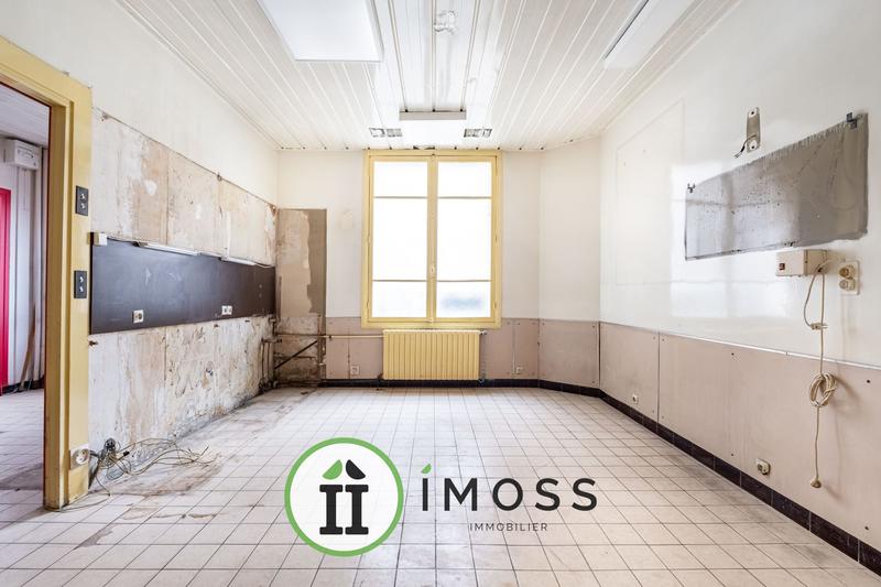 Bureau - 131 m² - 5 pièces