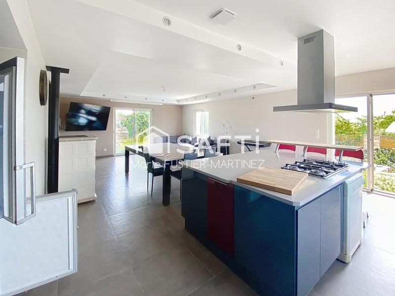 Maison - 145 m² - 5 pièces