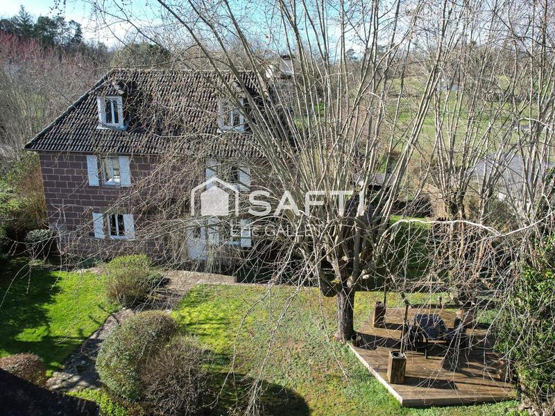 Maison - 136 m² - 6 pièces