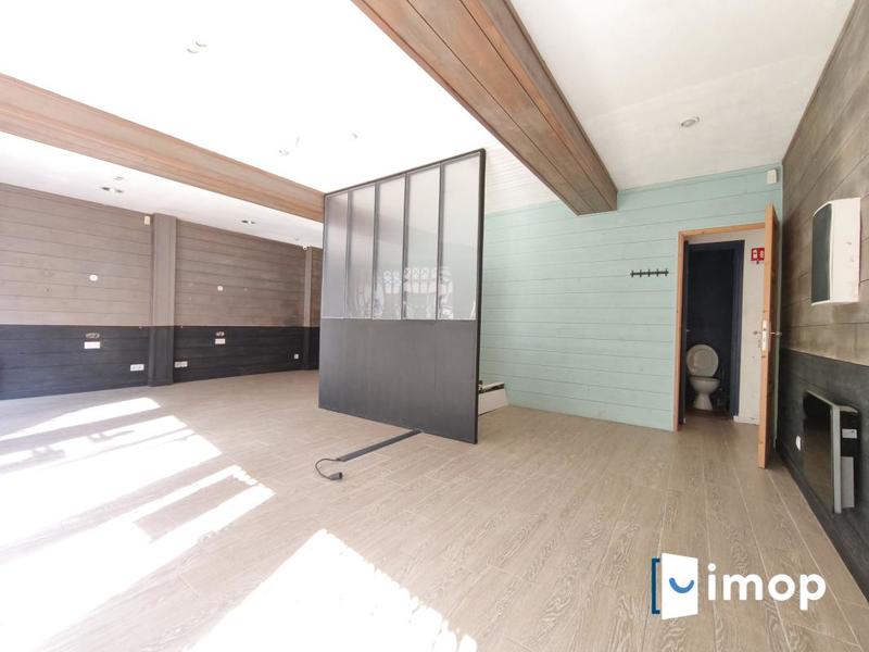 Local commercial - 70 m² - 2 pièces