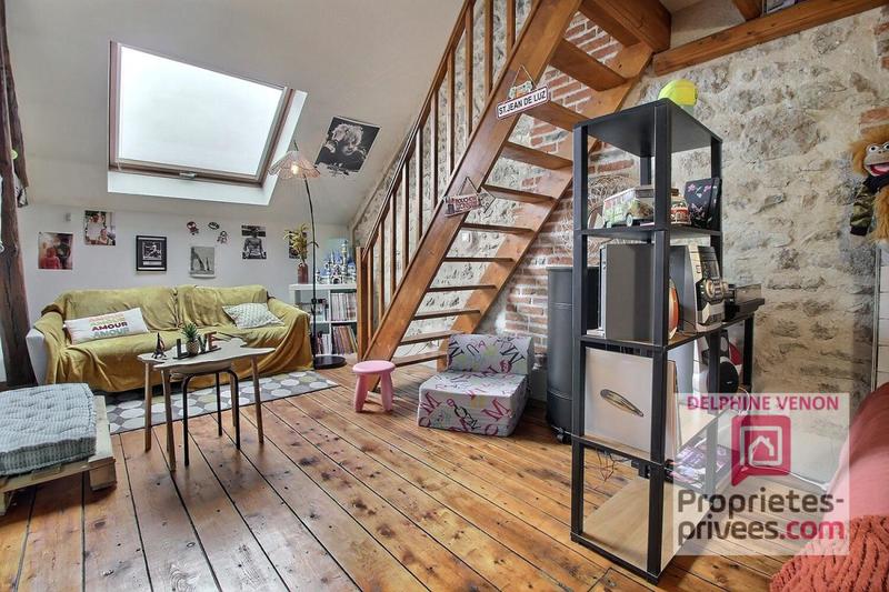 Maison - 228 m² - 7 pièces