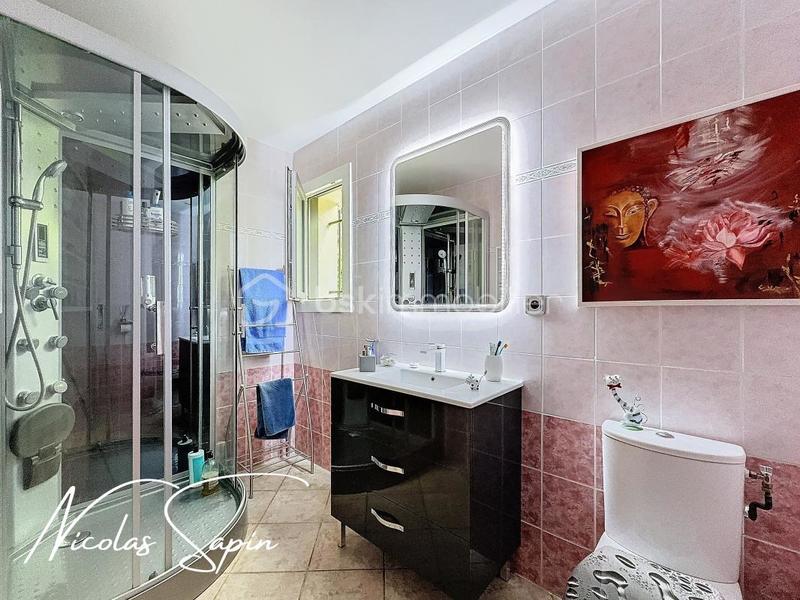 Maison - 144 m² - 7 pièces