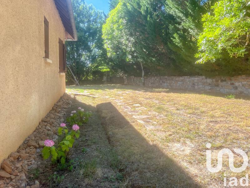 Maison - 184 m² - 9 pièces