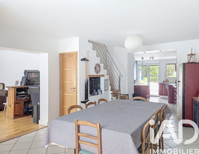 Maison - 120 m² - 5 pièces