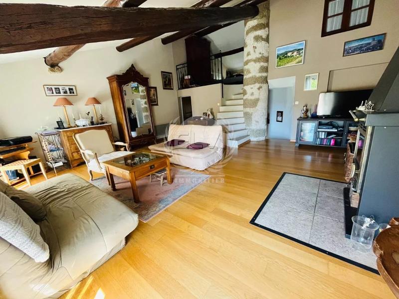 Maison - 143 m² - 4 pièces