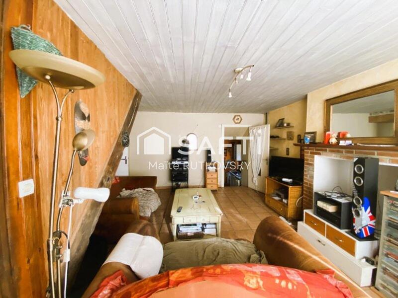 Maison - 180 m² - 6 pièces