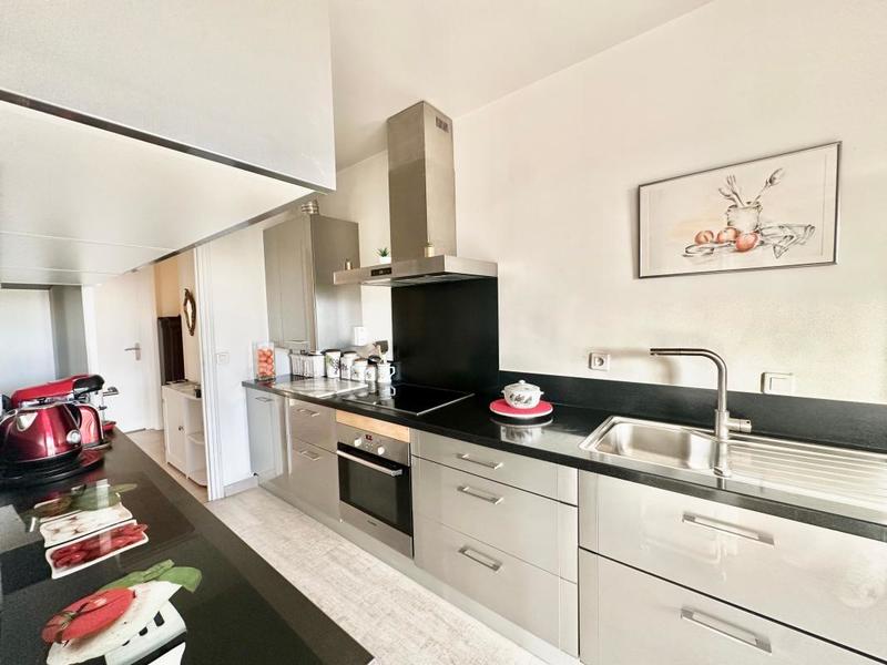 Appartement - 92 m² - 3 pièces