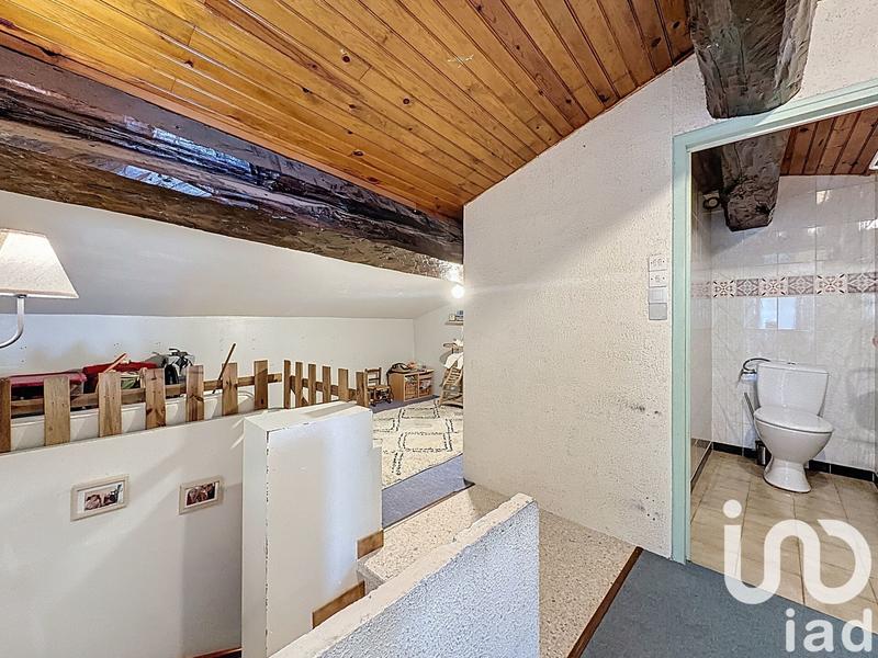 Maison - 157 m² - 9 pièces