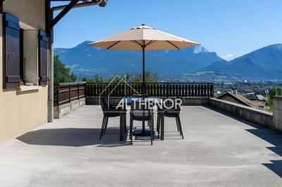 Propriété - 123 m² - 5 pièces