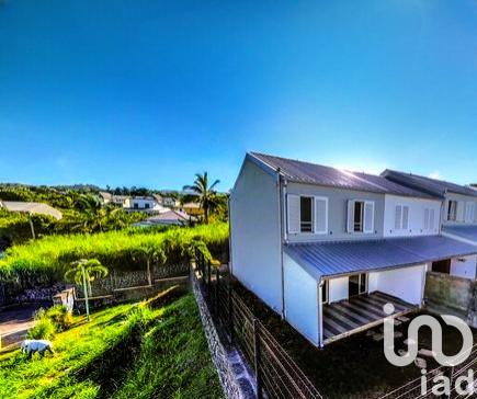 Maison - 94 m² - 4 pièces