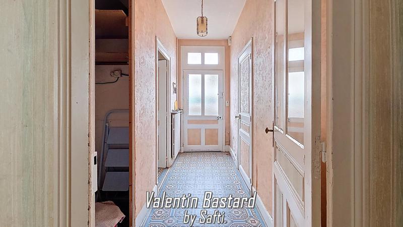 Maison - 160 m² - 9 pièces